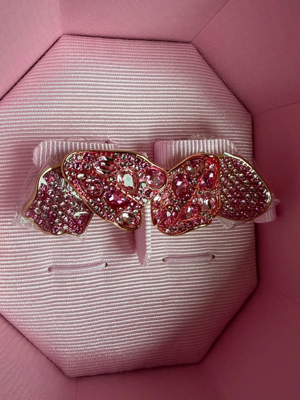๐๐ชฉ Dancehall: NWT Versace Top Handle Medusa Bag ๐ชฉ๐ NIB Swarovski Butterfly Earri - Picture 5 of 5